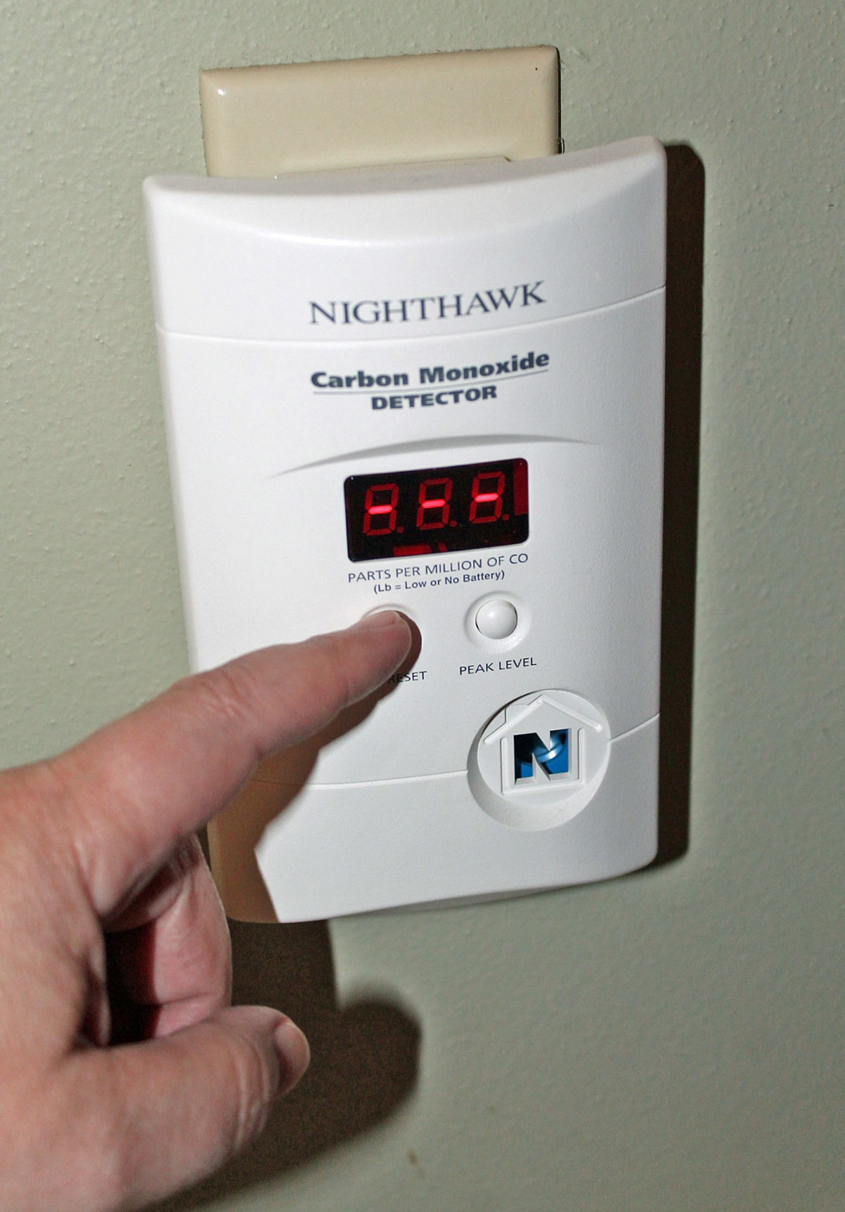 Carbon monoxide detector